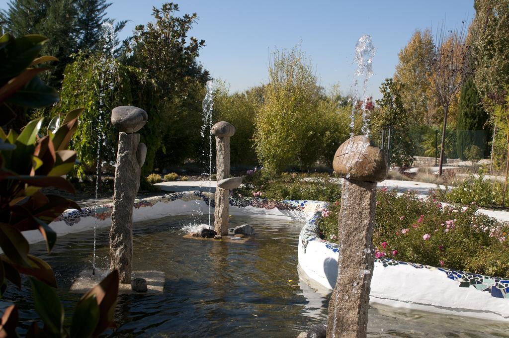 Amalurra Granada Hotel Caparacena ภายนอก รูปภาพ